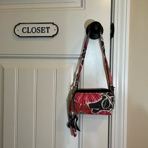 NWOT Vera Bradley All In One Crossbody Cheery Blossoms